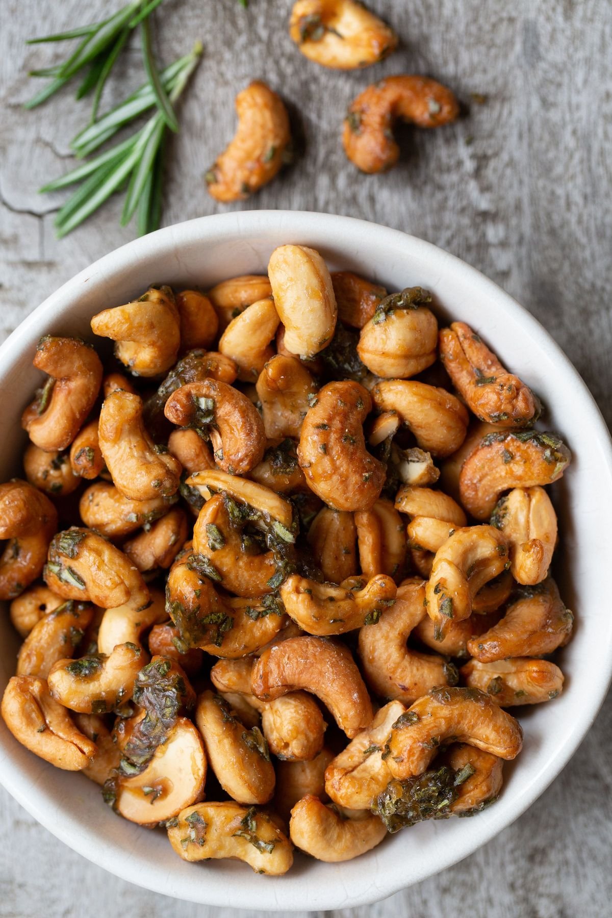 Italian Herbs Cashew